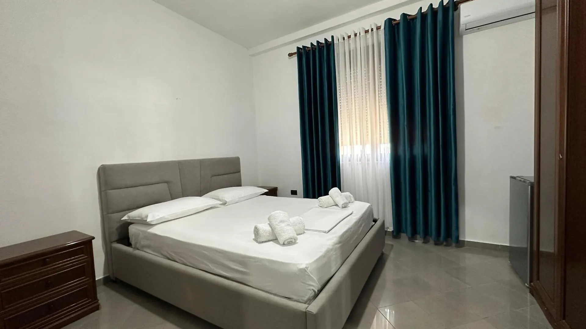 Homestay Vila Sosana Qeparo
